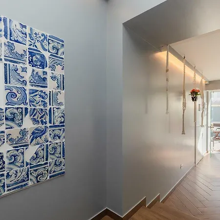 Light Blue - Downtown * Lisbona